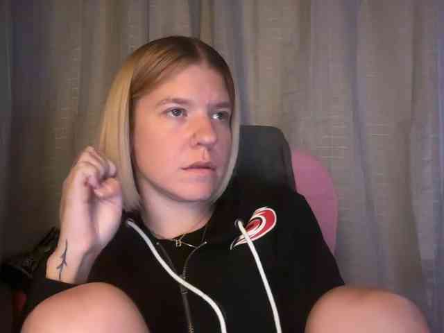 AmericnBarbie webcam