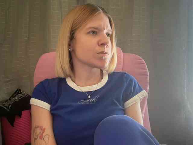 AmericnBarbie webcam