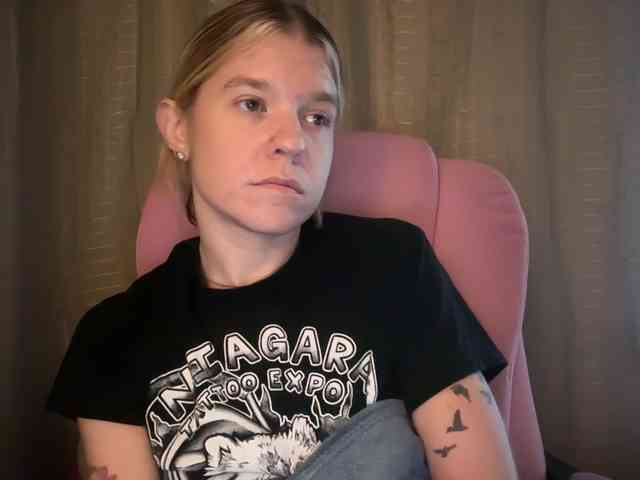 AmericnBarbie webcam
