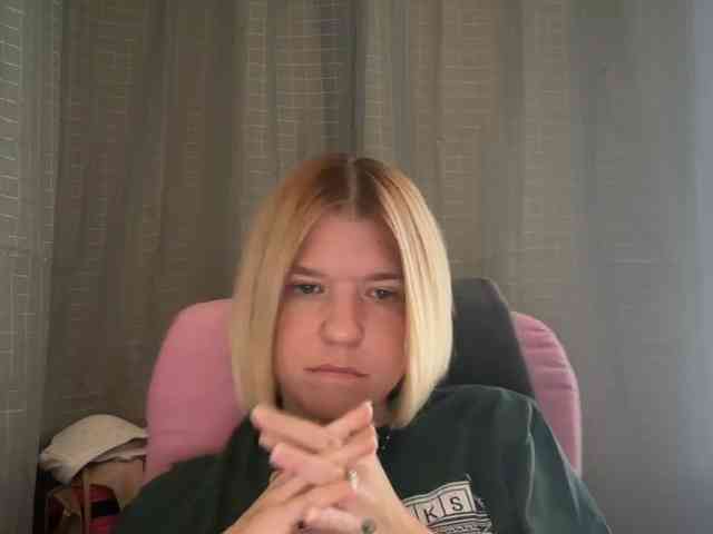 AmericnBarbie webcam