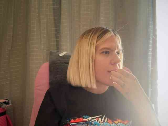 AmericnBarbie webcam