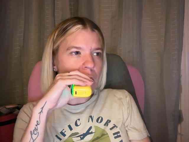 AmericnBarbie webcam
