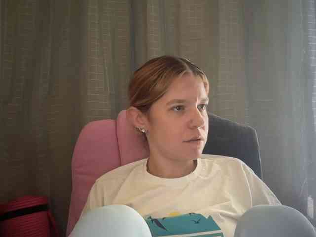 AmericnBarbie webcam