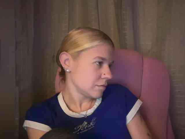 AmericnBarbie webcam