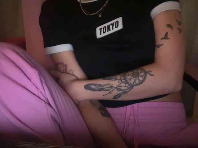 AmericnBarbie webcam