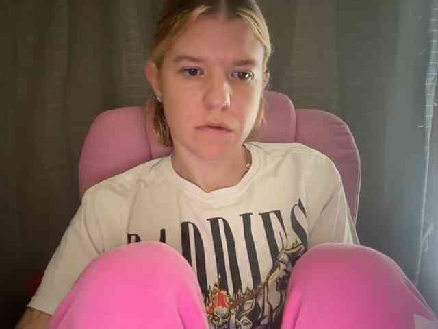 AmericnBarbie webcam