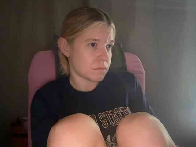 AmericnBarbie webcam