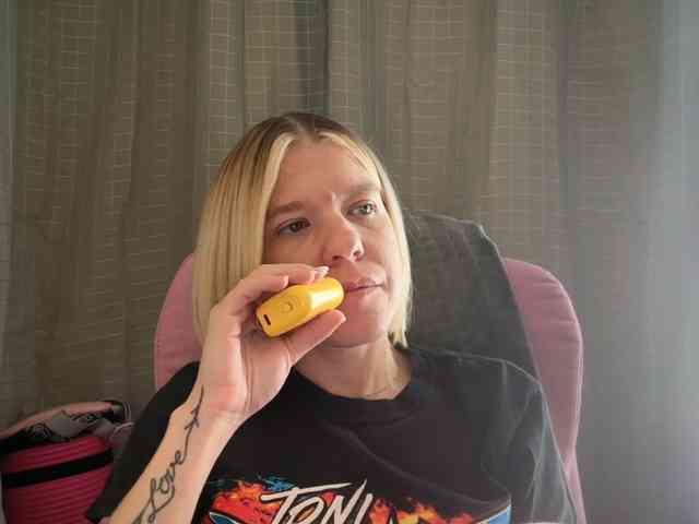 AmericnBarbie webcam