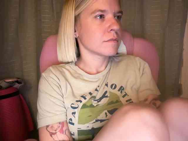 AmericnBarbie webcam