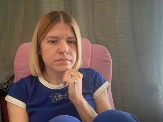 AmericnBarbie webcam