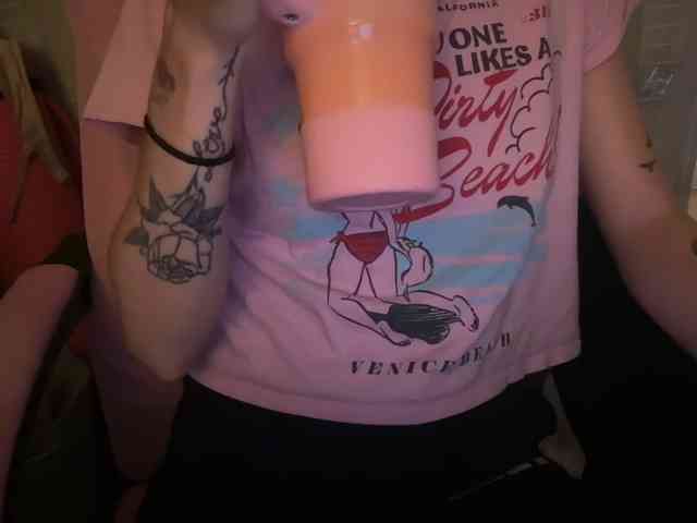 AmericnBarbie webcam