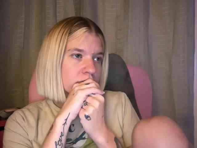 AmericnBarbie webcam