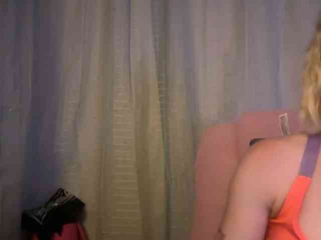 AmericnBarbie webcam