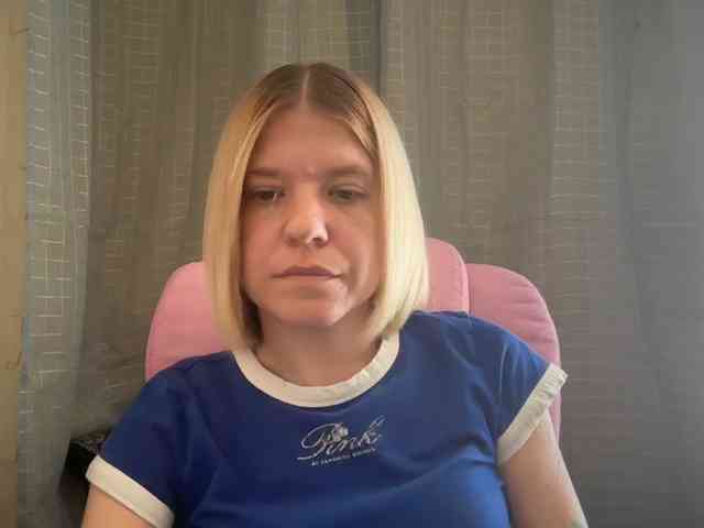 AmericnBarbie webcam