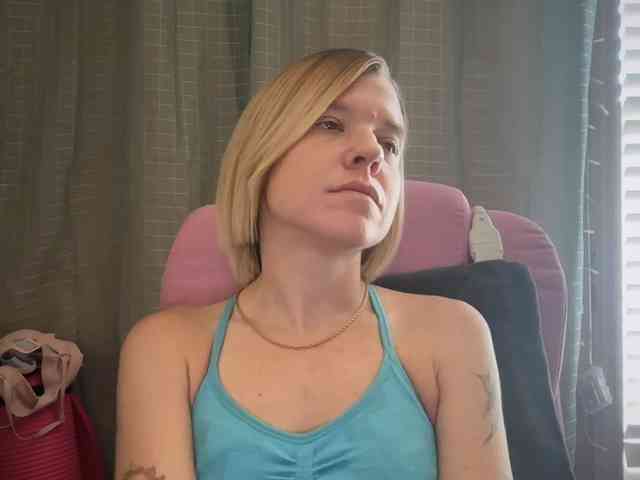 AmericnBarbie webcam