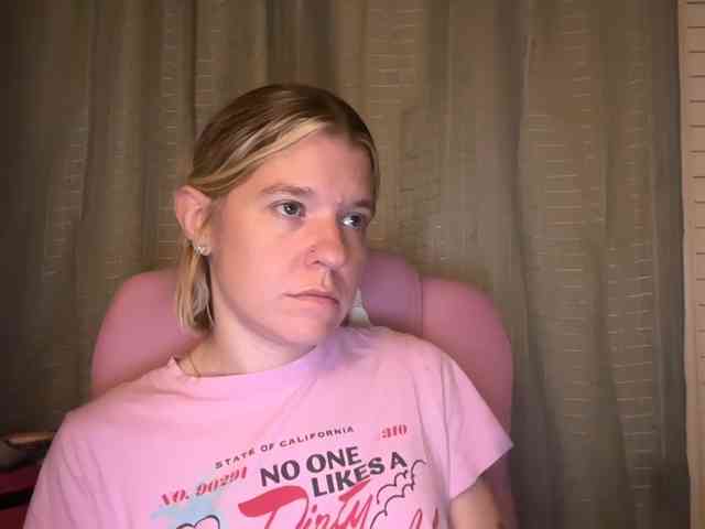 AmericnBarbie webcam