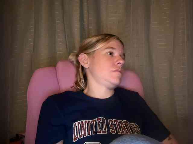 AmericnBarbie webcam