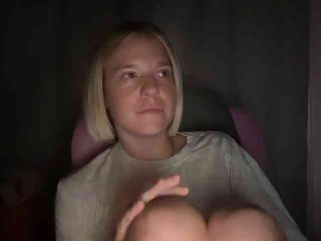AmericnBarbie webcam