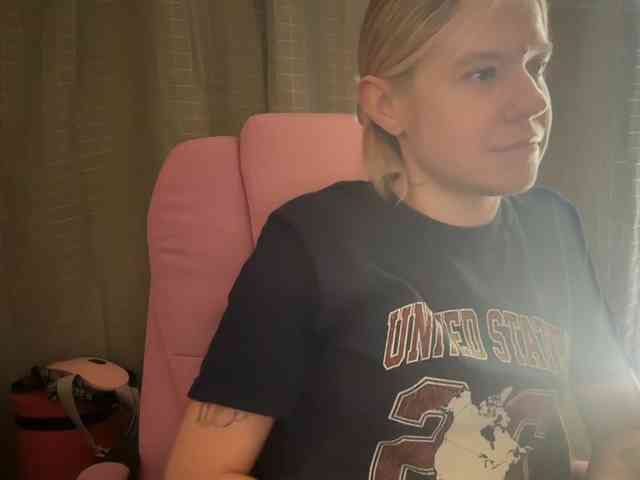 AmericnBarbie webcam