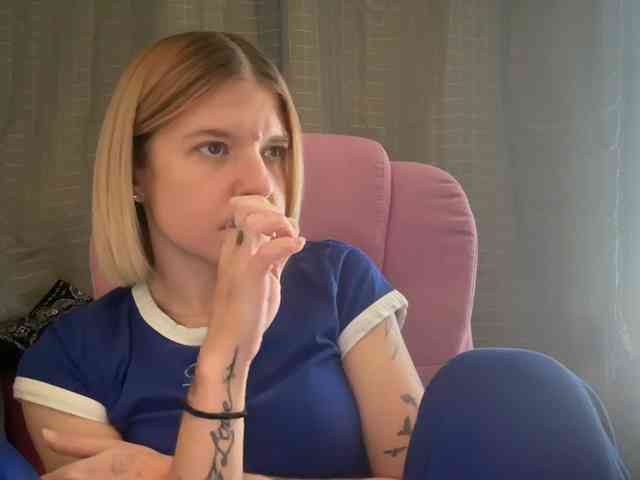 AmericnBarbie webcam