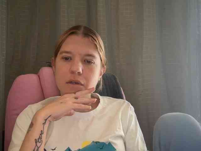 AmericnBarbie webcam