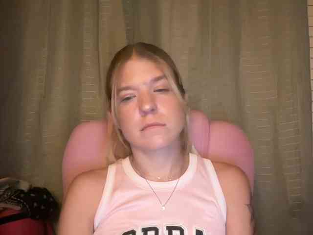 AmericnBarbie webcam