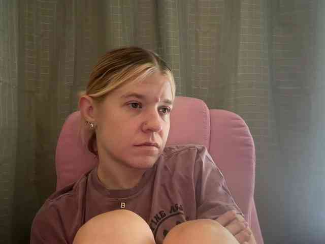 AmericnBarbie webcam