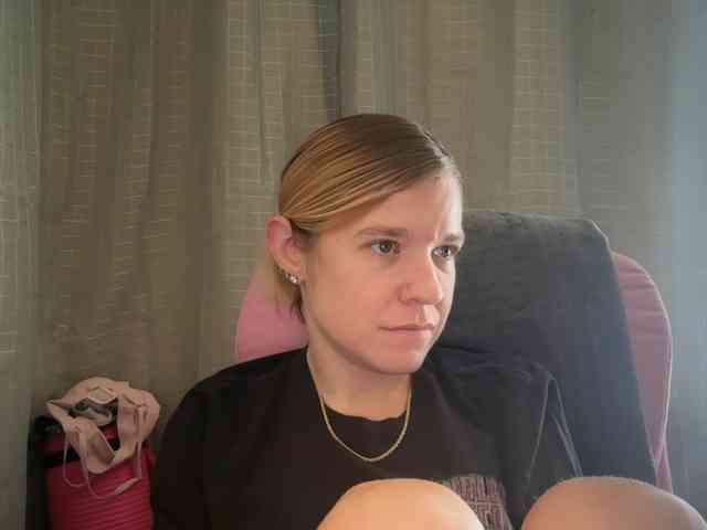AmericnBarbie webcam