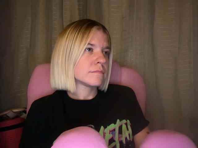 AmericnBarbie webcam