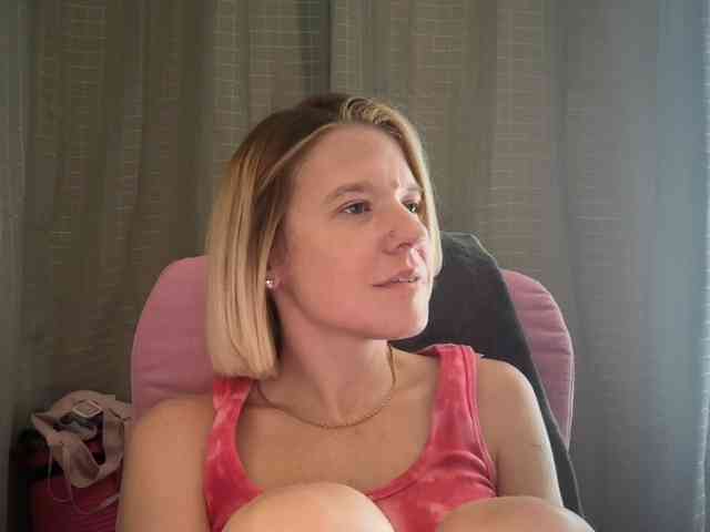 AmericnBarbie webcam