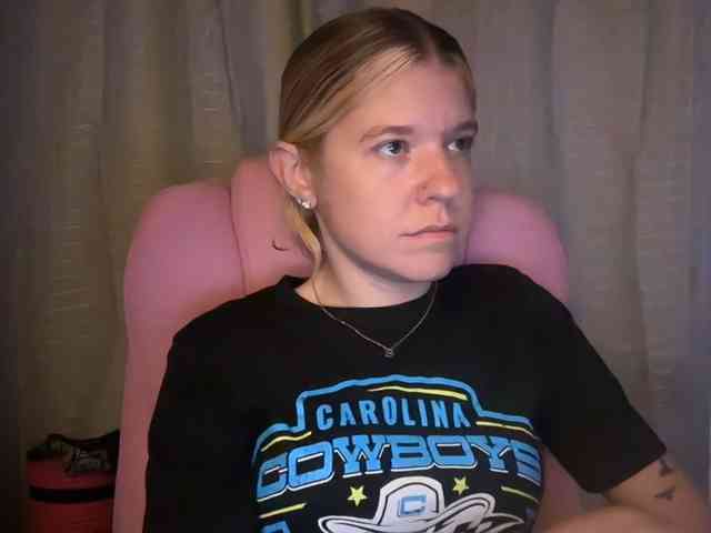 AmericnBarbie webcam