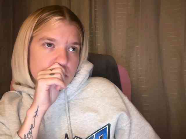 AmericnBarbie webcam