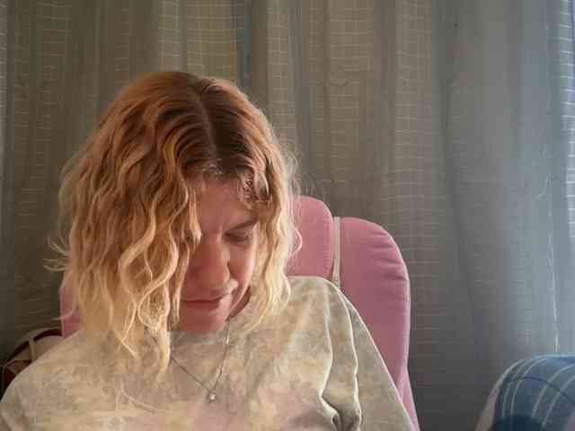 AmericnBarbie webcam