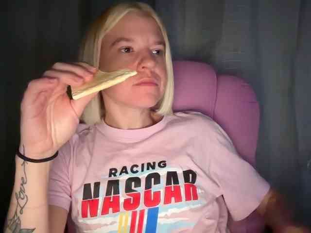AmericnBarbie webcam