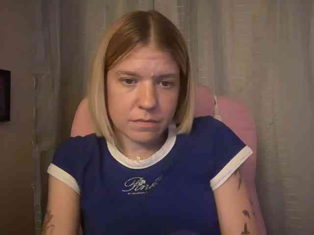 AmericnBarbie webcam