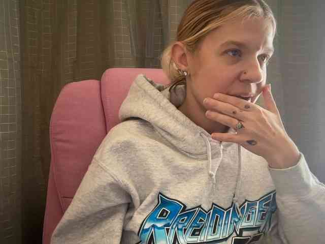 AmericnBarbie webcam