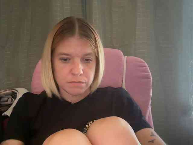 AmericnBarbie webcam