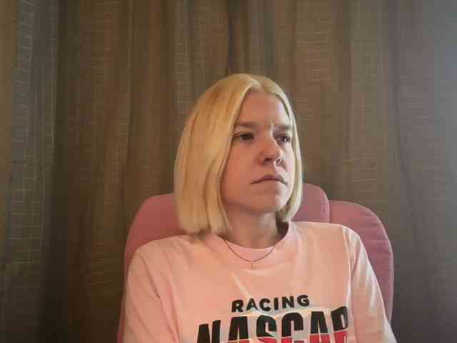 AmericnBarbie webcam