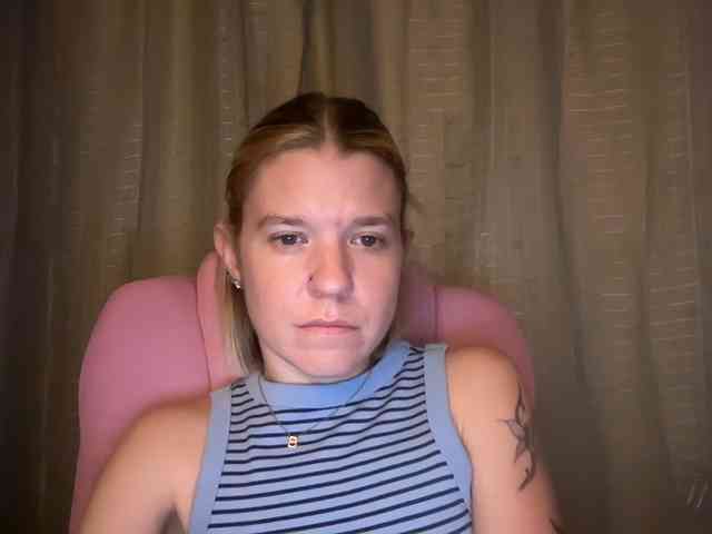 AmericnBarbie webcam