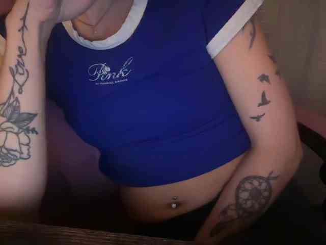 AmericnBarbie webcam