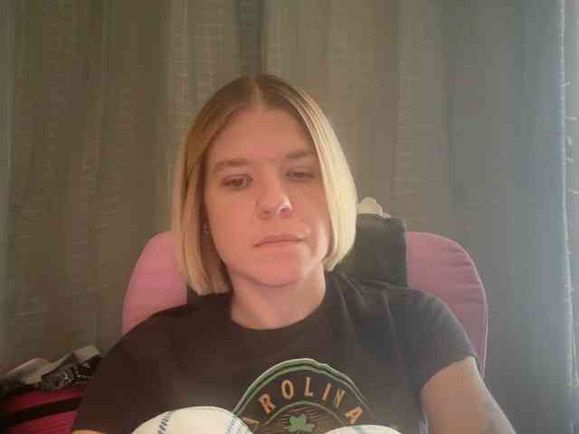 AmericnBarbie webcam