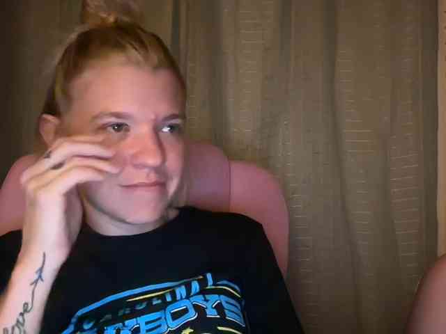 AmericnBarbie webcam