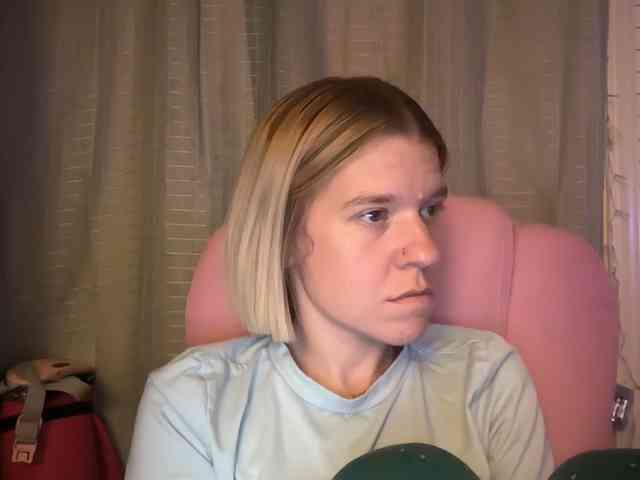 AmericnBarbie webcam