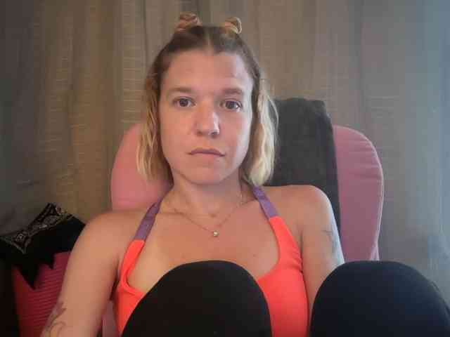 AmericnBarbie webcam