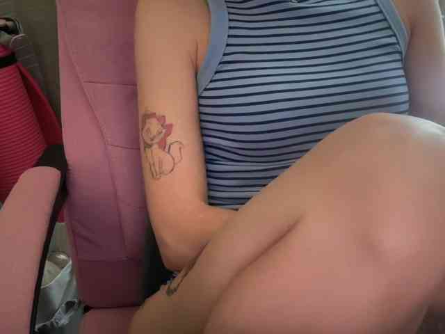 AmericnBarbie webcam