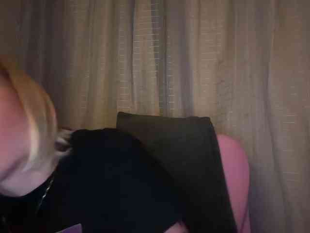 AmericnBarbie webcam