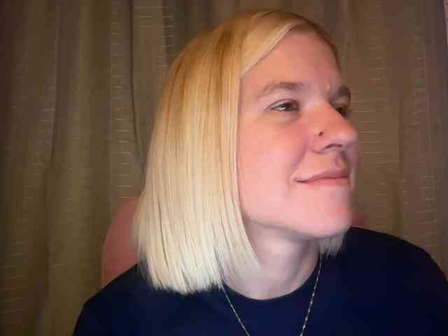 AmericnBarbie webcam