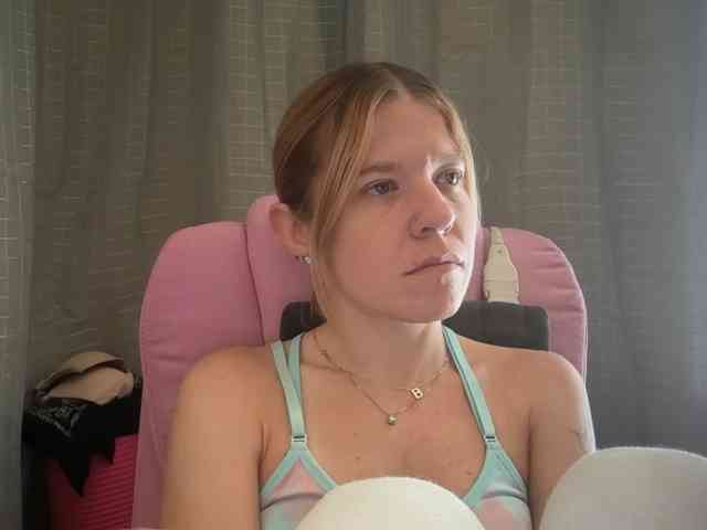 AmericnBarbie webcam