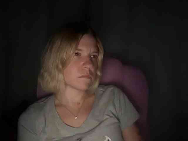 AmericnBarbie webcam