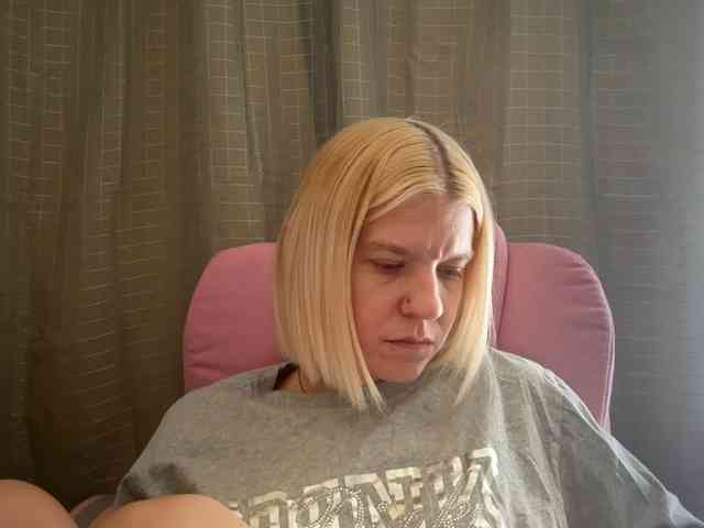 AmericnBarbie webcam